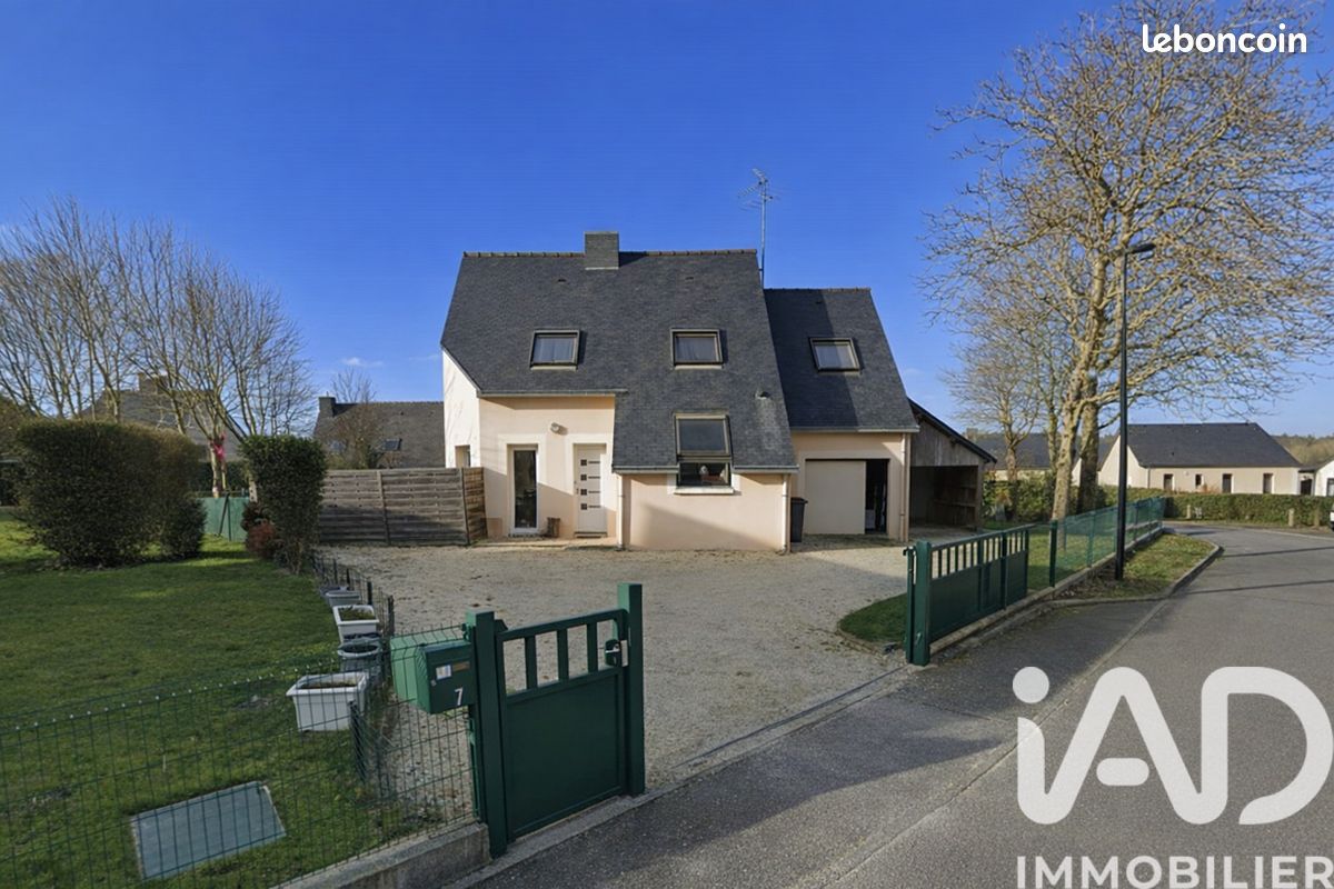 Maison 6 pièces 103 m² · à Corps-Nuds · 103 m² · 323 000 €