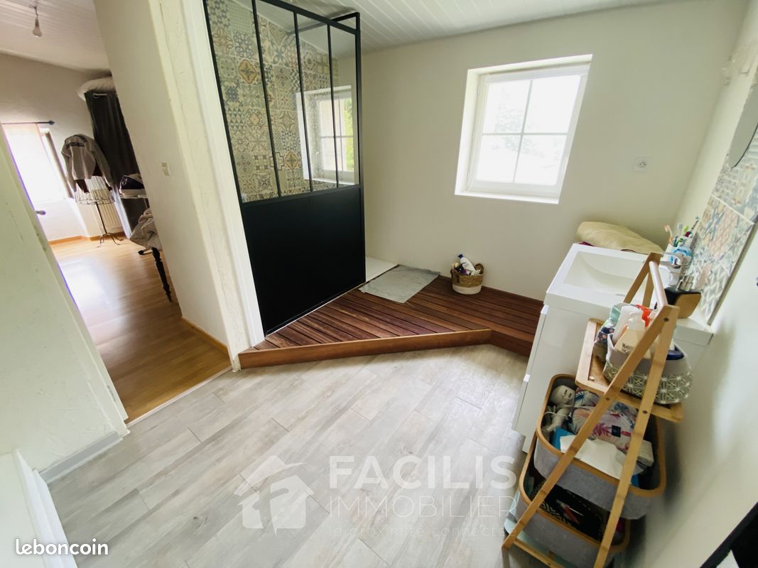 Maison 9 pièces 311 m² - Asnières-sur-Nouère 16290 (image principale 5)