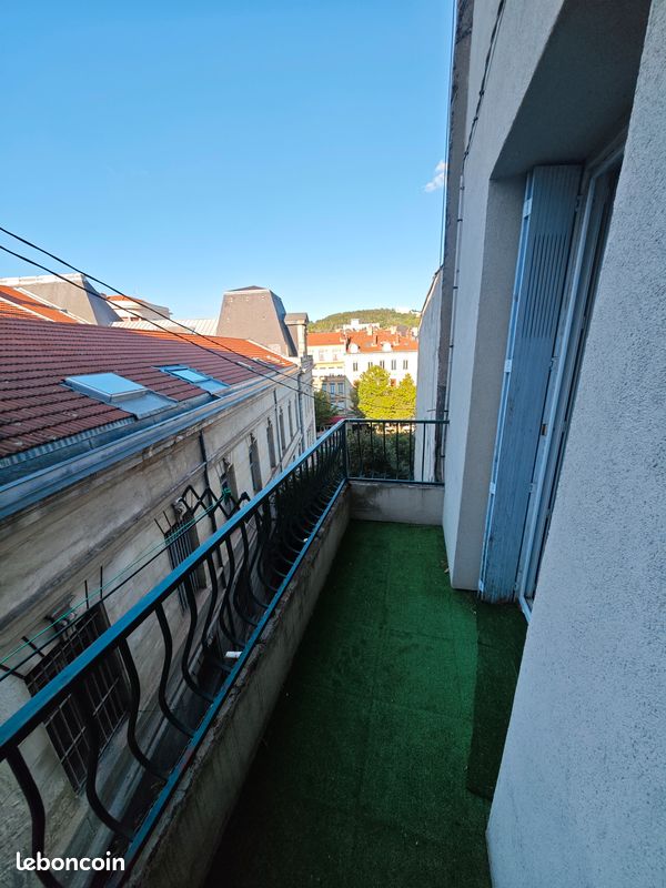 Appartement 3 pièces 73 m² · à Saint-Étienne · 73 m² · 620 €