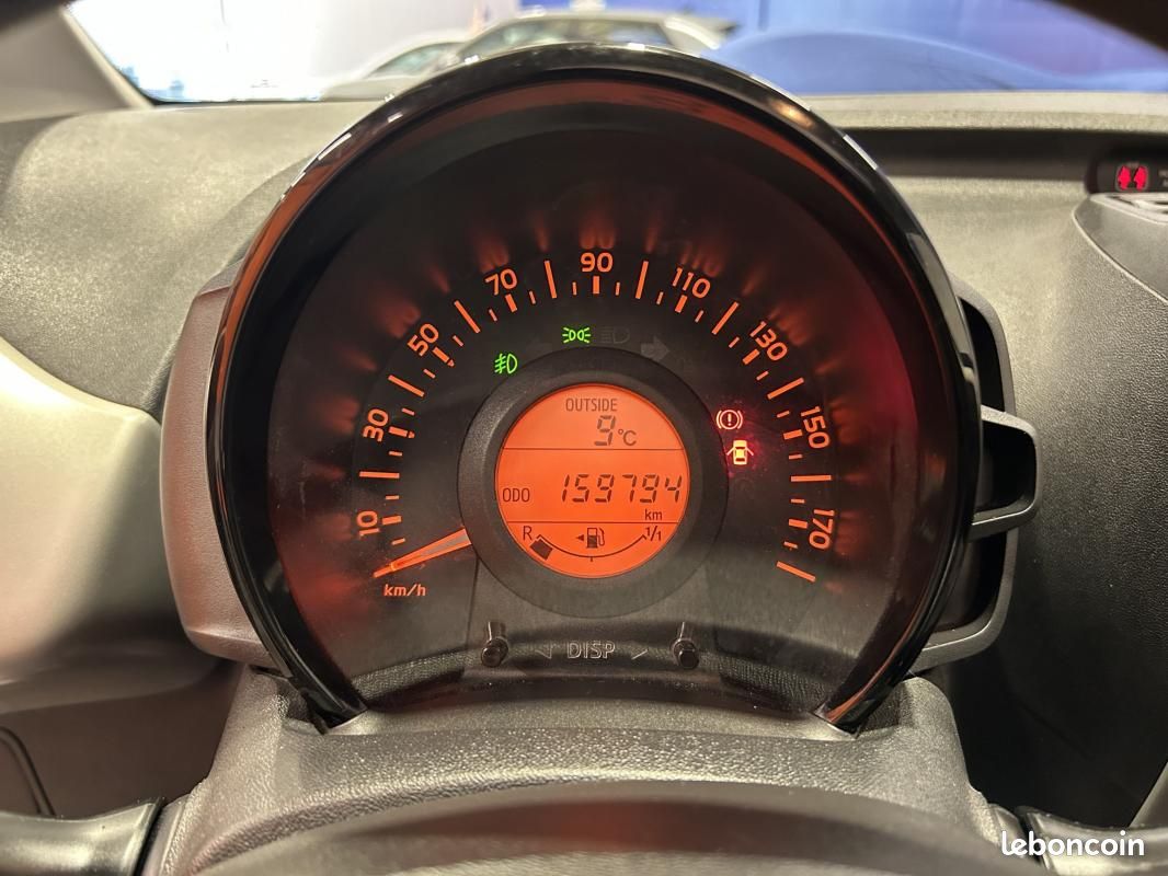 Peugeot 108 1.0 VTi 69 Active Top (image 15)
