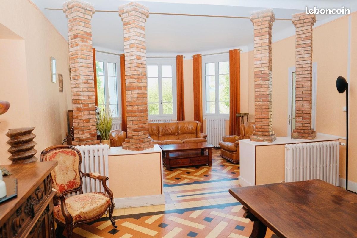 Maison 7 pièces 357 m² · à Bessières · 357 m² · 520 000 €