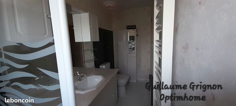 Maison 5 pièces 137 m² - Chauray 79180 (image principale 2)