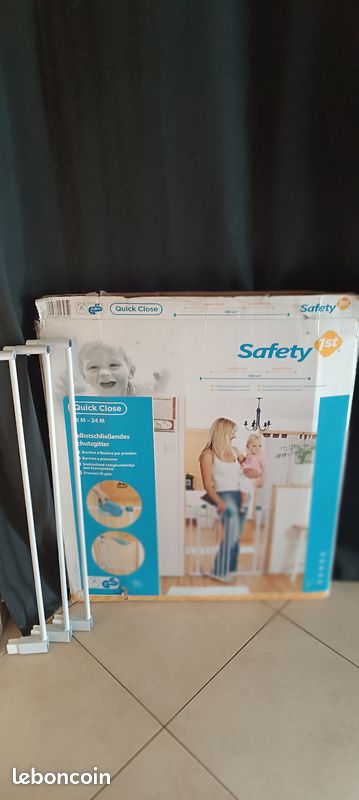 Barrière de sécurité Safety 1st (j en ai 3 ) (image 1)