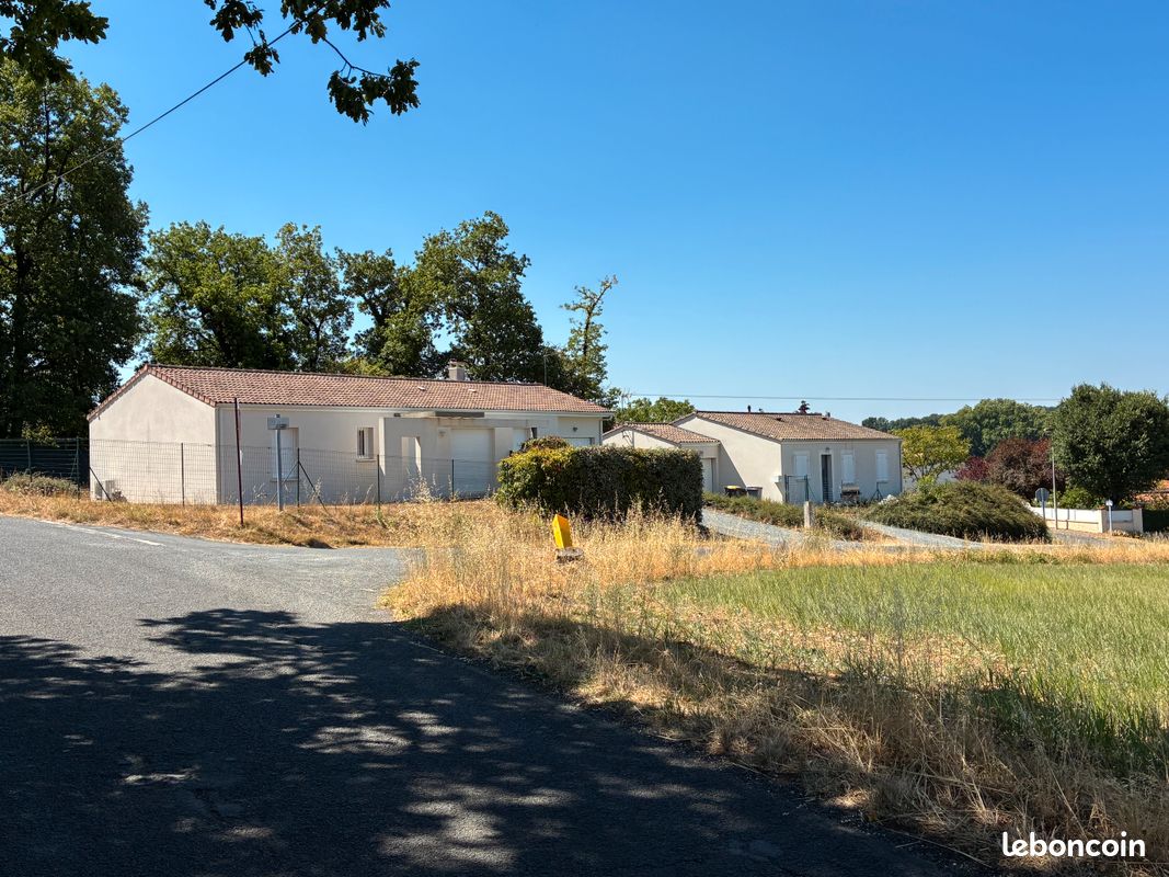 Maison 4 pièces 88 m² · à La Couronne · 88 m² · 800 €