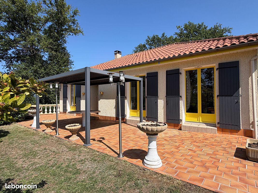 Maison 6 pièces 97 m² · à Sanilhac · 97 m² · 216 000 €