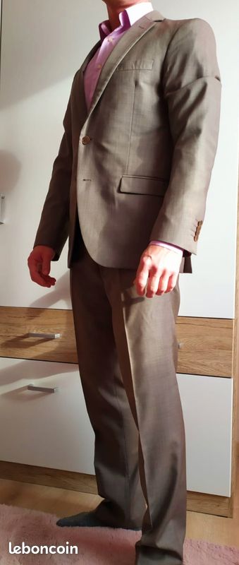 Costume marque SARAR (image 2)
