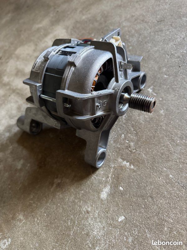 Moteur lave linge (image 1)