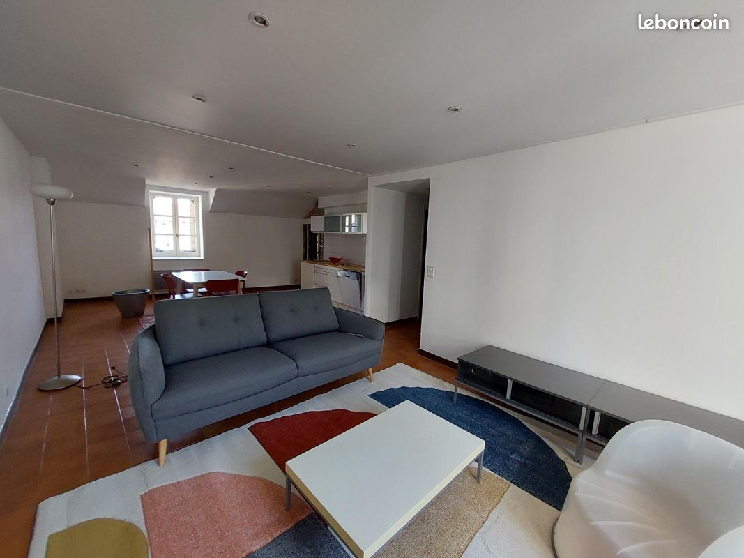 Appartement 2 pièces 55 m² · à Bourg-en-Bresse · 55 m² · 555 €/mois
