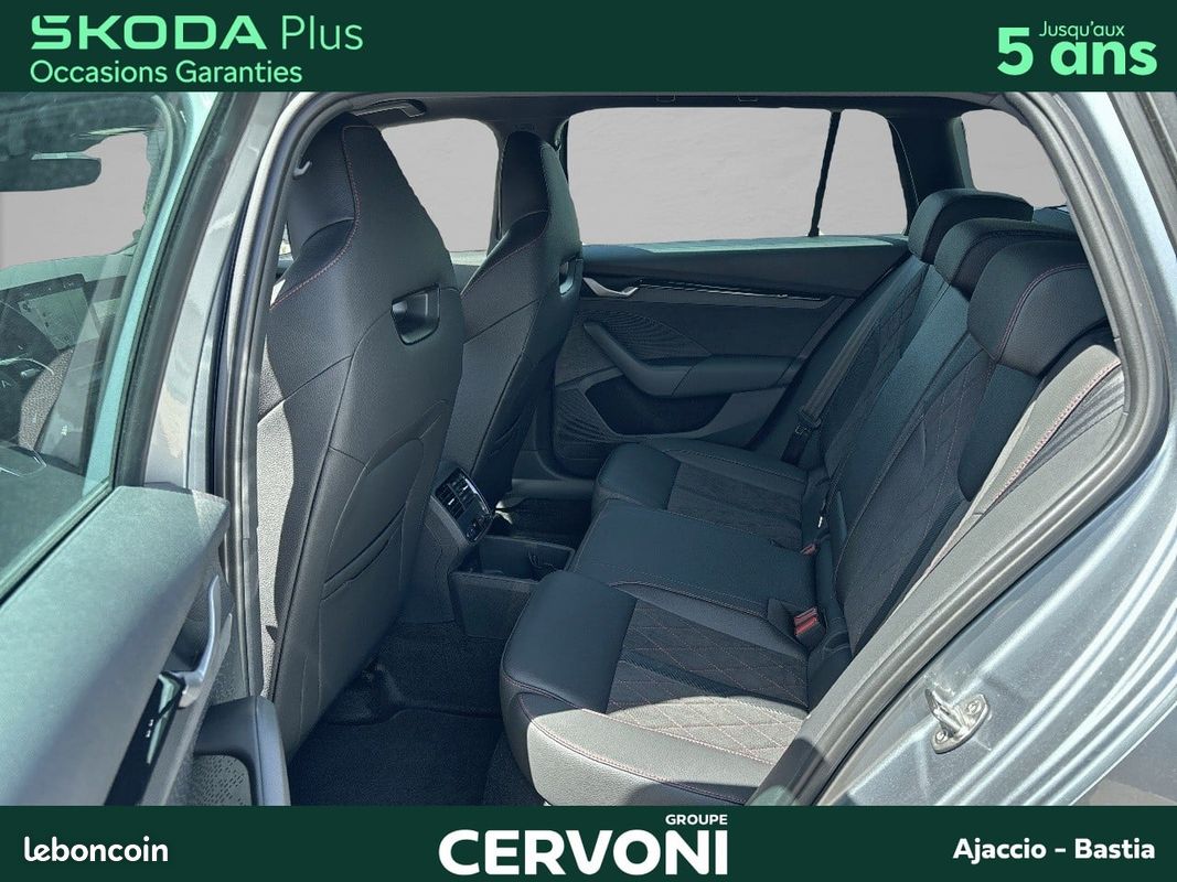 SKODA Octavia Combi 2.0 TFSI 265 ch DSG7 RS (image 14)