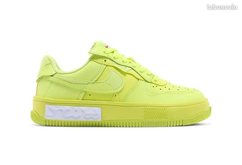 Sepatu Nike Dominate Solde Basket Nike Air Max Air Force One