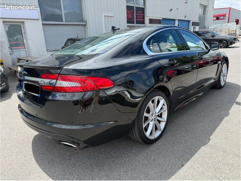 Jaguar xf (2) 3.0 v6 d 240 luxe (image 3)