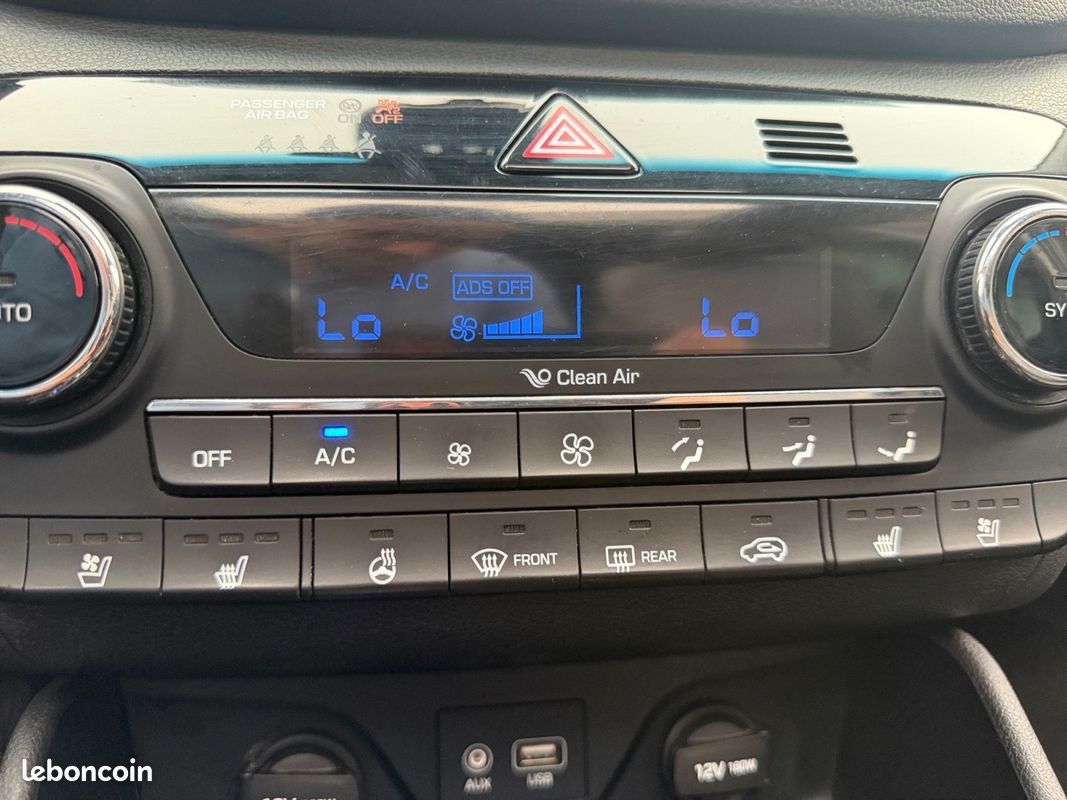 HYUNDAI TUCSON 2.0 CRDi 185 4WD BVA Executive - Toit ouvrant - Volant chauffant - Sièges chauffants AV AR - 2eme M (image 20)