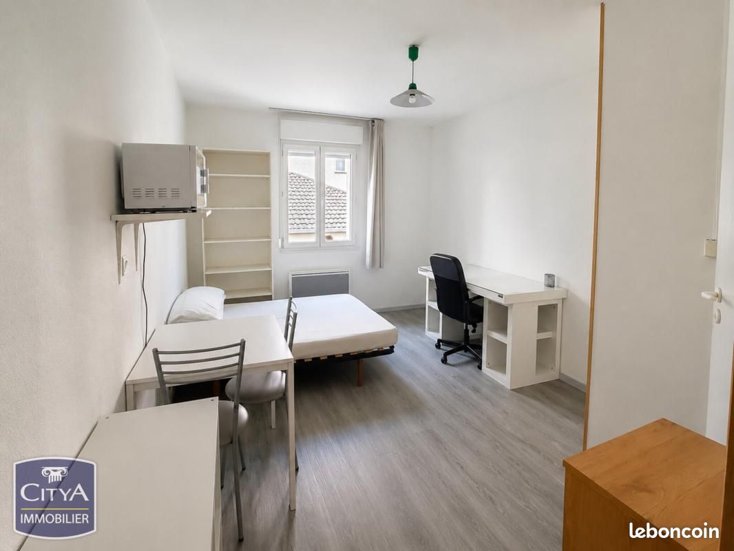 Appartement 1 pièce 17 m² · à Nîmes · 17 m² · 57 000 €