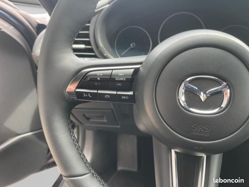 Mazda Mazda 3 2.0 e-SKYACTIV-X M-Hybrid 186ch Centre Line BVA 2025 (image 18)