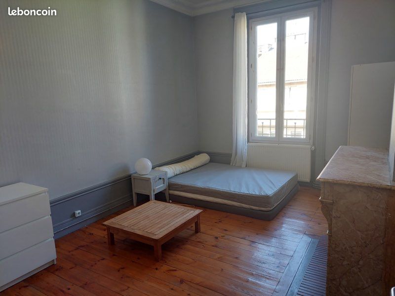 Appartement 2 pièces 55 m² · à Saint-Étienne · 55 m² · 545 €