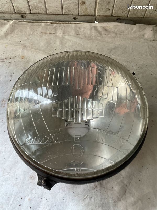Phare avant Ducellier pour Peugeot 404 berline (image 2)