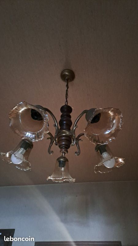 Lustre (image 1)