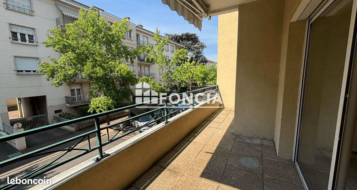 Appartement 3 pièces 82 m² · à Villefranche-sur-Saône · 82 m² · 998 €/mois