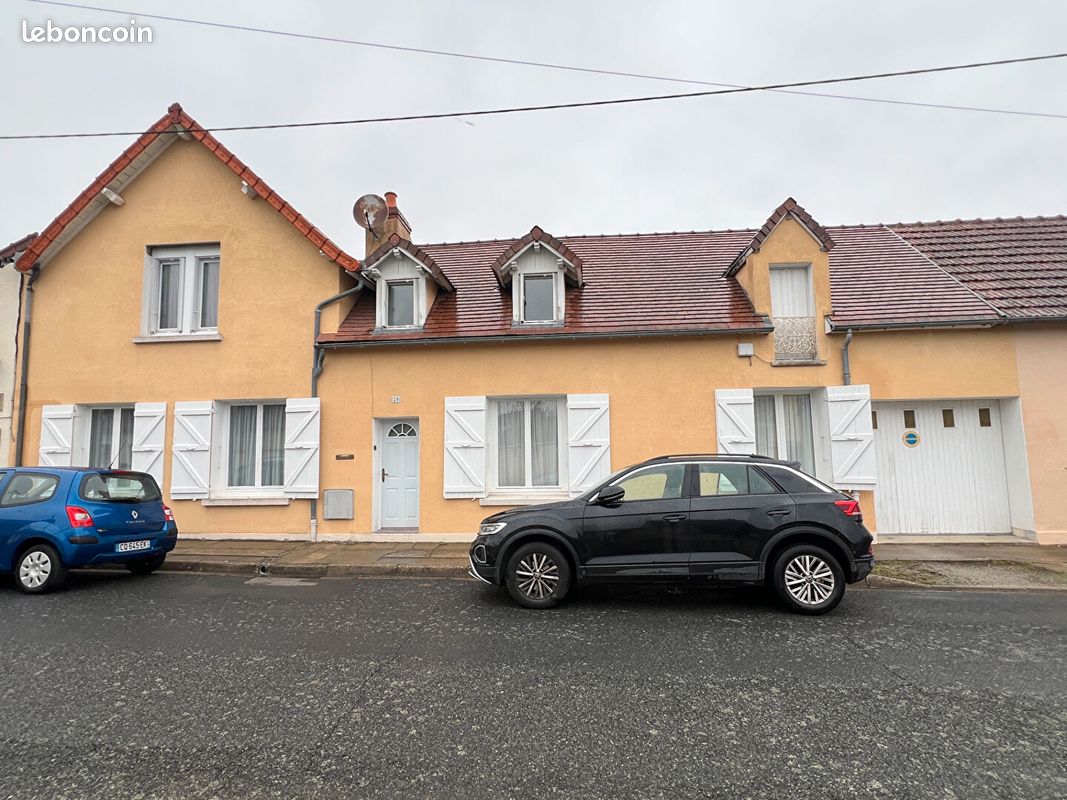 Maison 6 pièces 145 m² · à Yzeure · 145 m² · 195 000 €