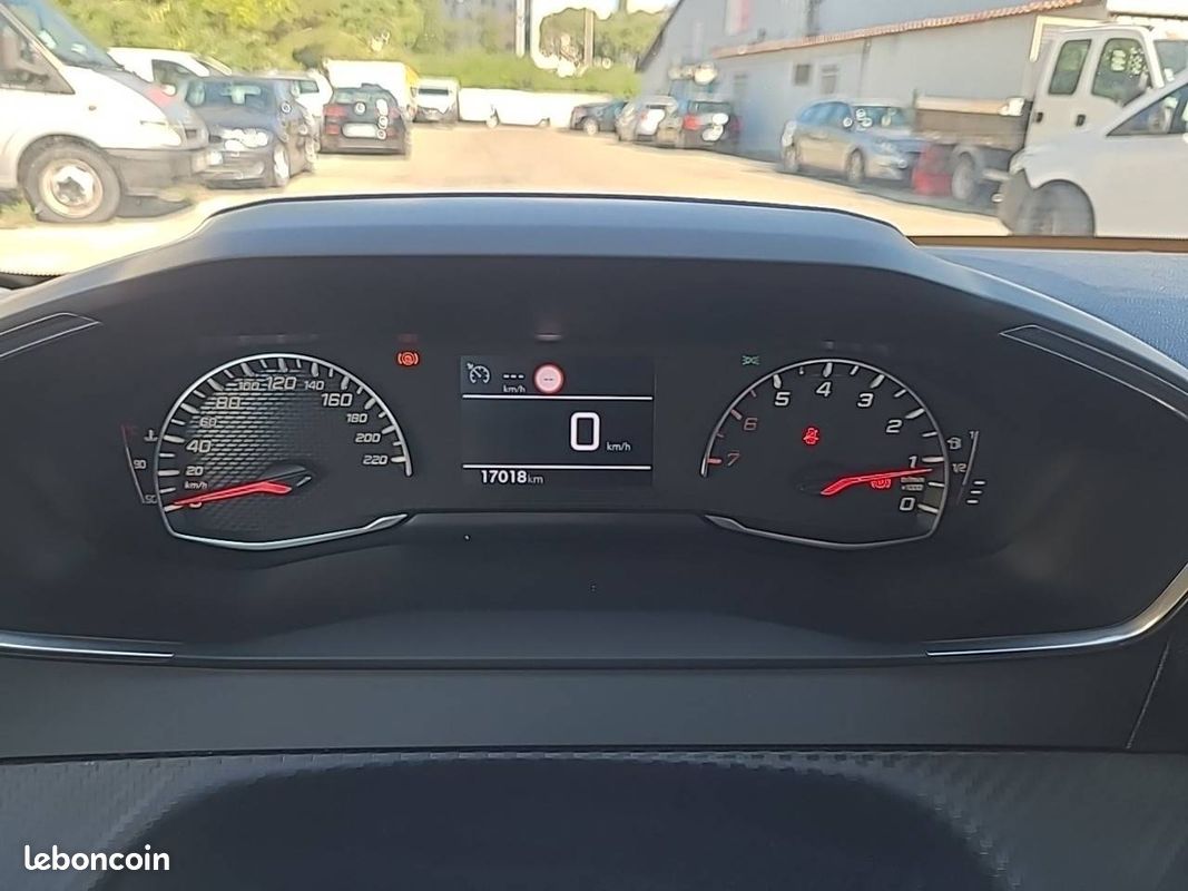 PEUGEOT 208 PureTech 100 S&S BVM6 Active (image 12)
