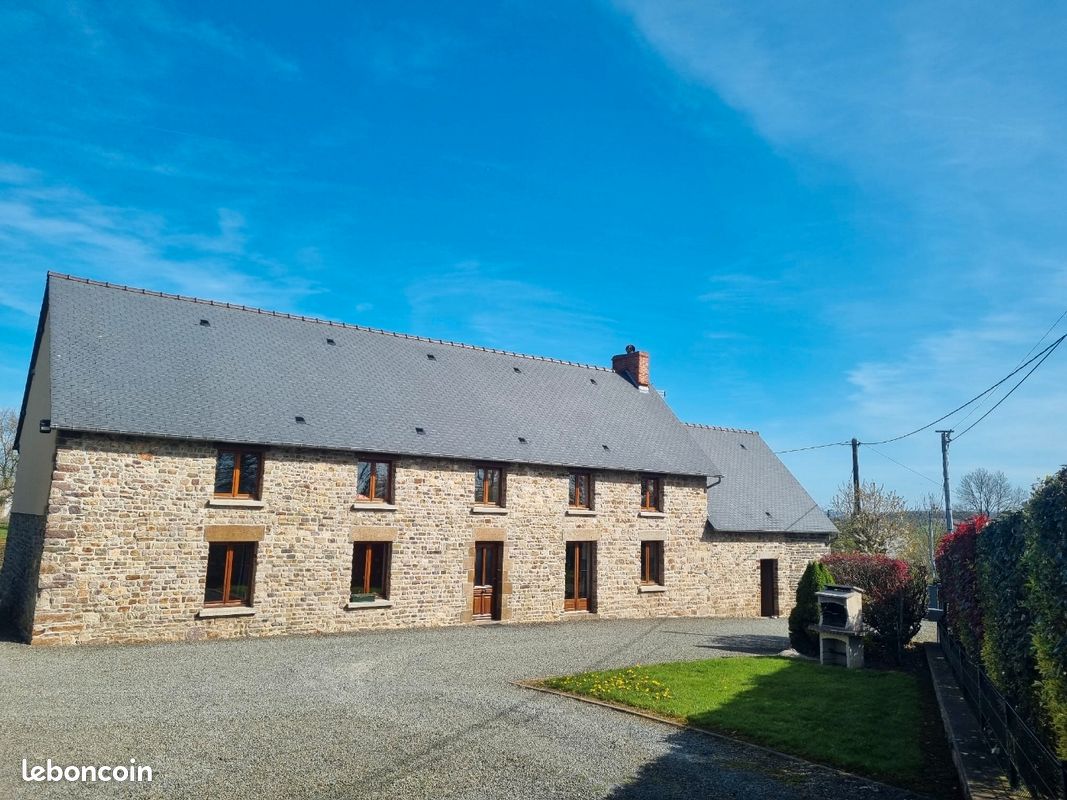 Maison 6 pièces 185 m² · à Souleuvre en Bocage · 185 m² · 260 000 €