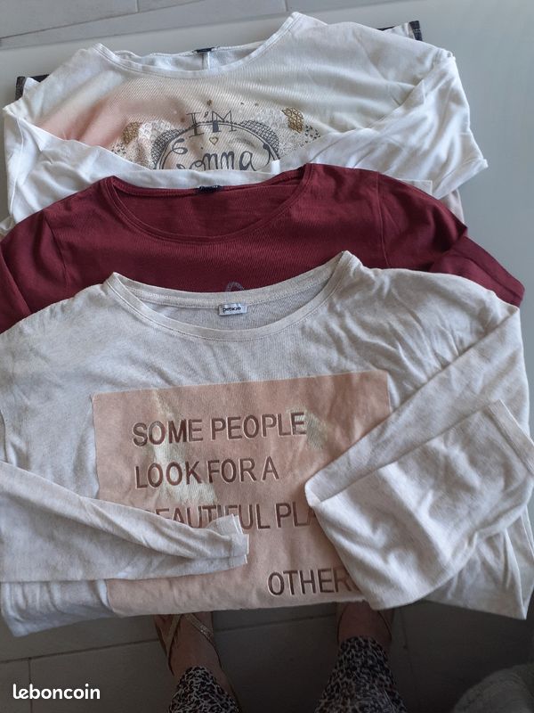 T-shirts manches longues lot très peu utilisés (image 1)