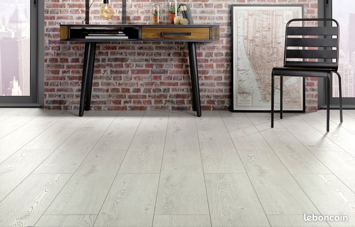 A vendre carrelage, parquet et autres (image 4)
