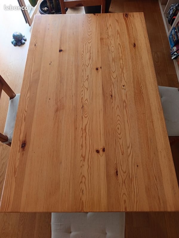 Table + 4 chaises en pin massif (image 2)