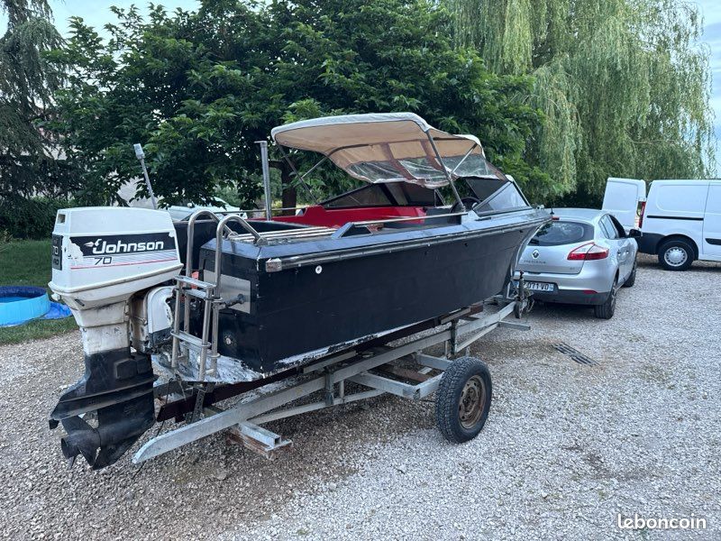 Bateau jeanneau 470 djerba à finir de restaurer (image 1)