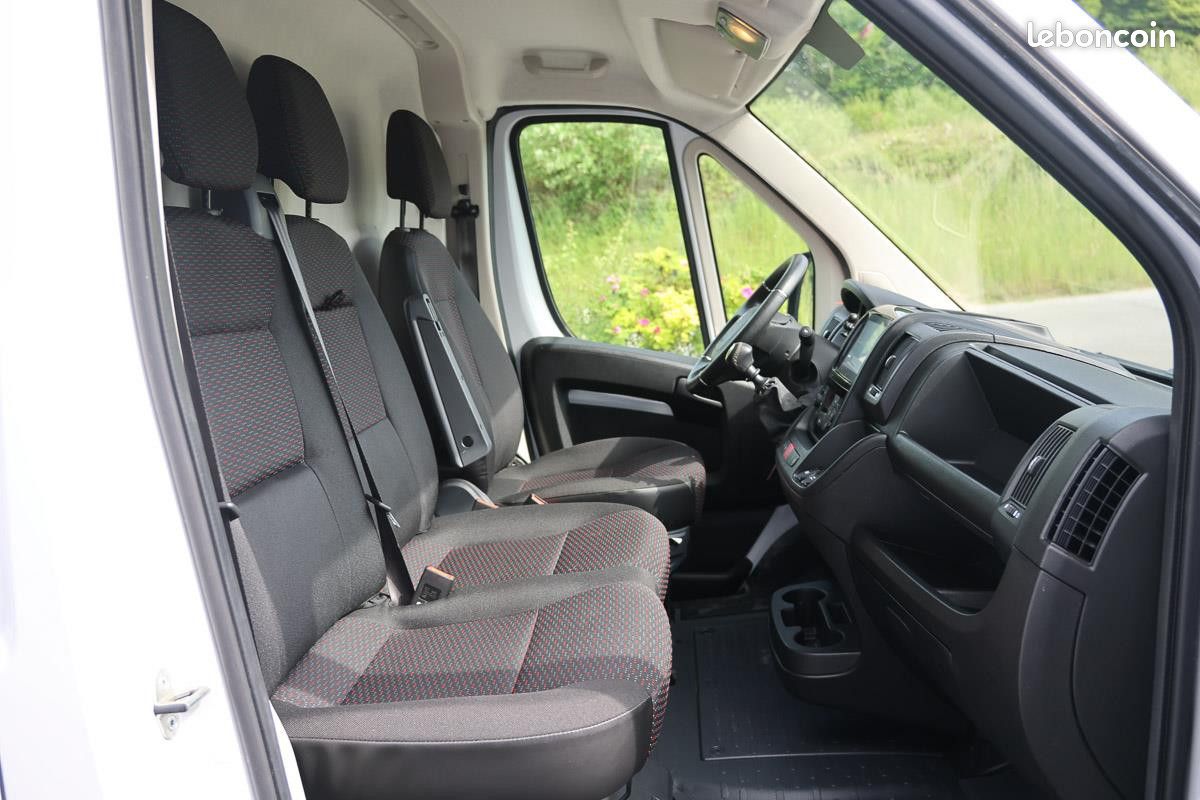 Peugeot BOXER L3H2 2.2 BLUEHDI 165 CV Standard (image 11)