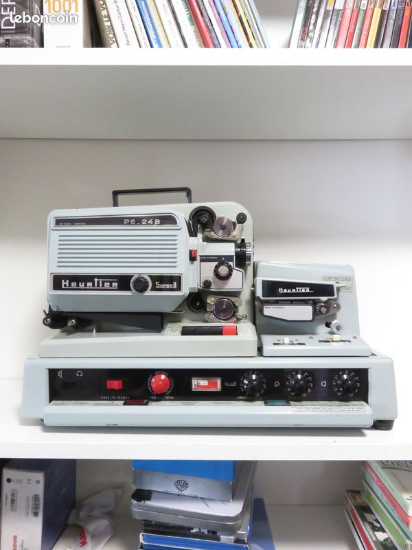 Projecteur Heurtier P6 24B BiFormat 8 et super 8 - Collection
