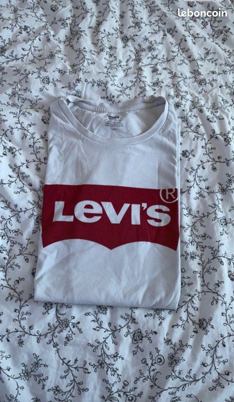 Tchirt levis (image 1)