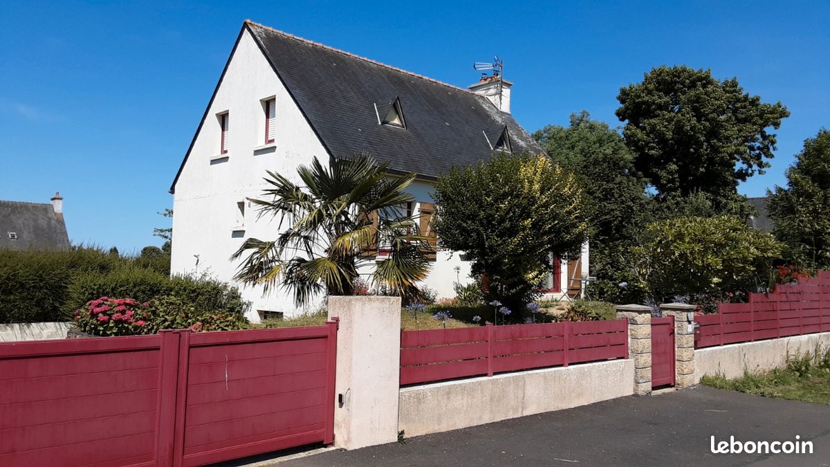Maison 6 pièces 90 m² · à Tonquédec · 90 m² · 240 000 €