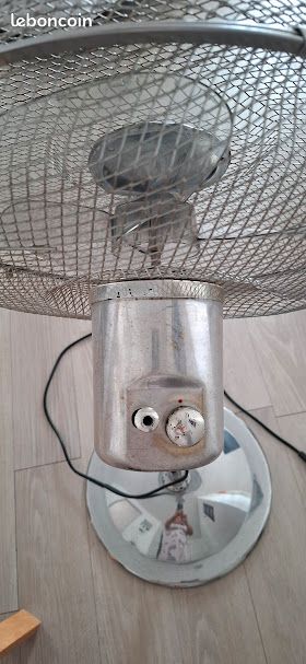 Ventilateur sur pied oscillant - Électroménager