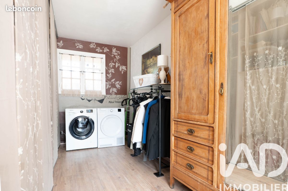 Propriété 8 pièces 387 m² (image 15)
