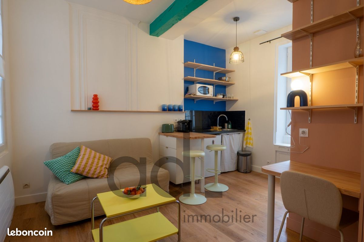 Appartement 1 pièce 17 m² · à La Rochelle · 17 m² · 630 €