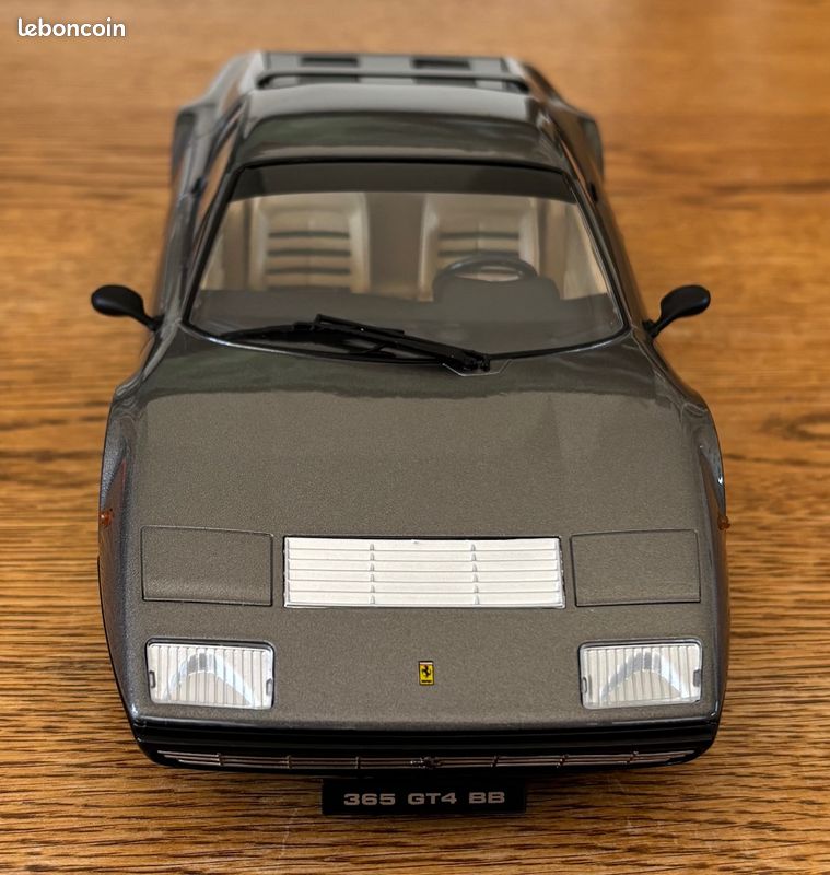 Ferrari 365 GT4/BB 1973 Au 1/18 Par KK-Scale - Modèle Rouge Métal - Neuf