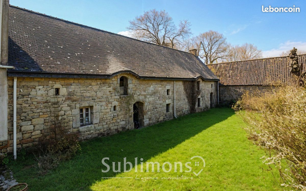 Maison 1 pièce 180 m² · à Pluvigner · 180 m² · 99 000 €