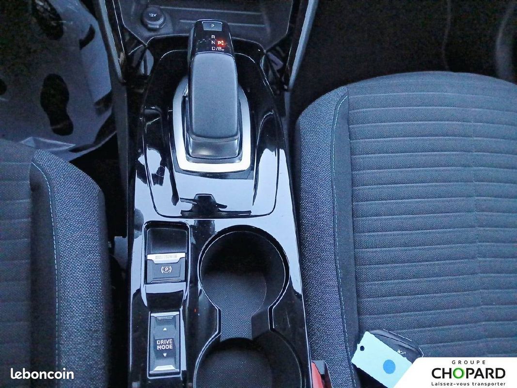 PEUGEOT 208 Electrique 50 kWh 136ch Style (image 7)