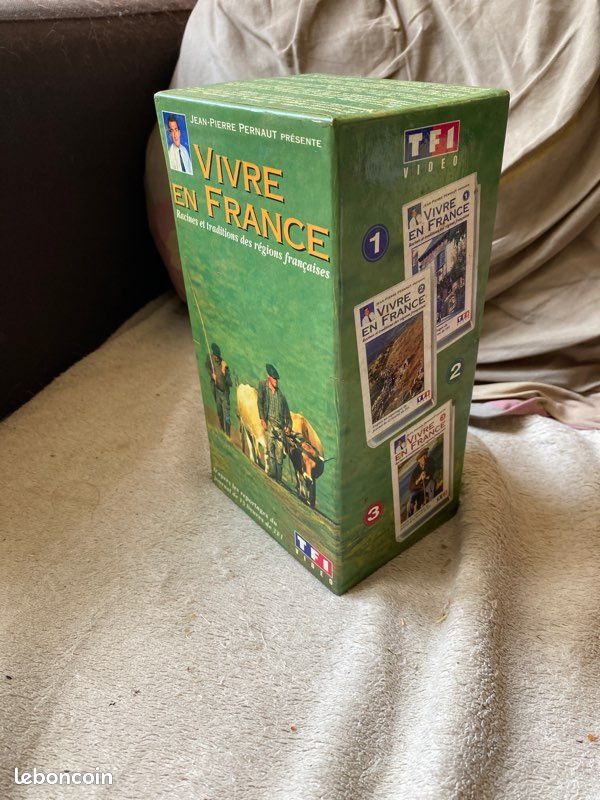 Coffret 3 VHS vivre en France (image 2)
