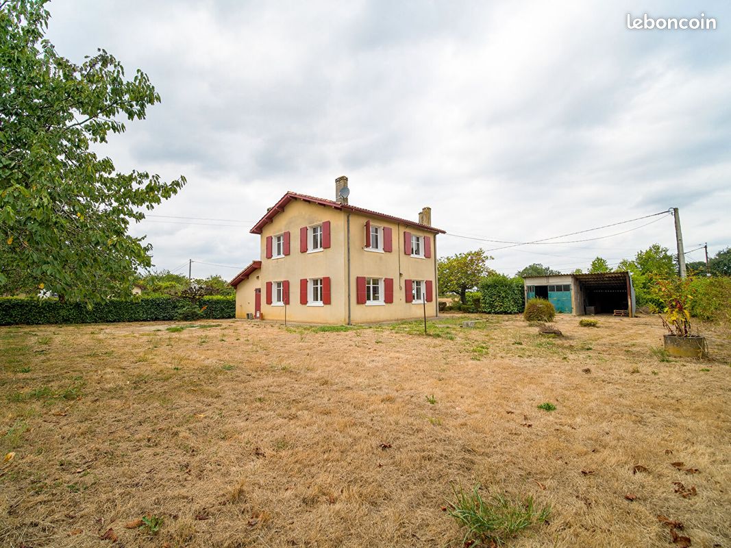 Maison 4 pièces 105 m² · à Aire-sur-l'Adour · 105 m² · 151 000 €
