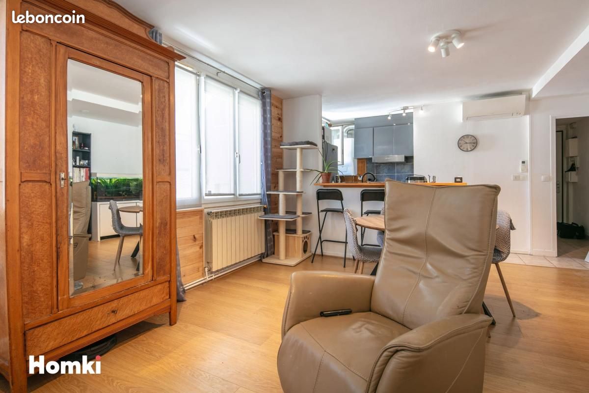 Appartement 3 pièces 64 m² · à Grenoble · 64 m² · 152 500 €