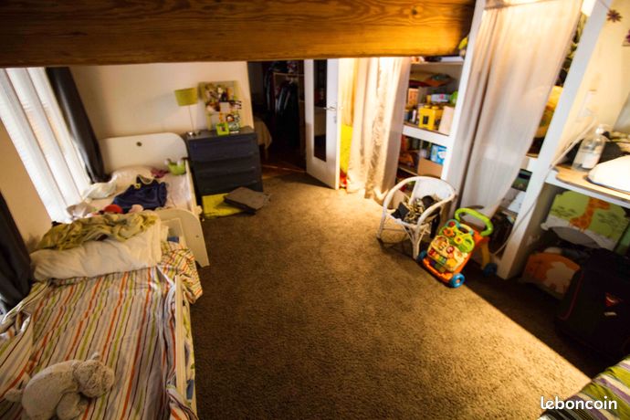 Appartement Canut T3 rénové avec charme (2 chambres) — 4