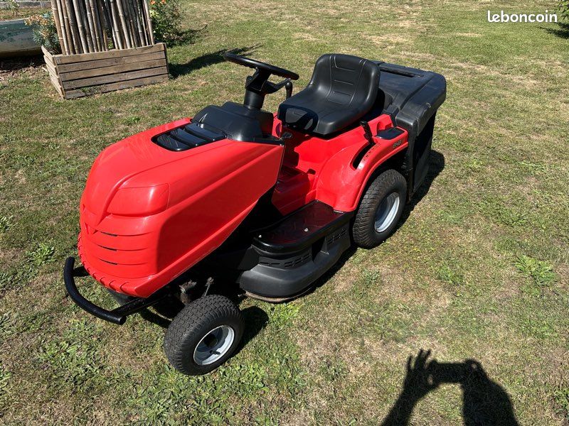 Tracteur tondeuse (image 1)