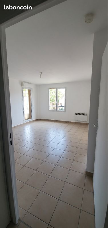 Appartement 2 pièces 45 m² · à Poissy · 45 m² · 992 €/mois