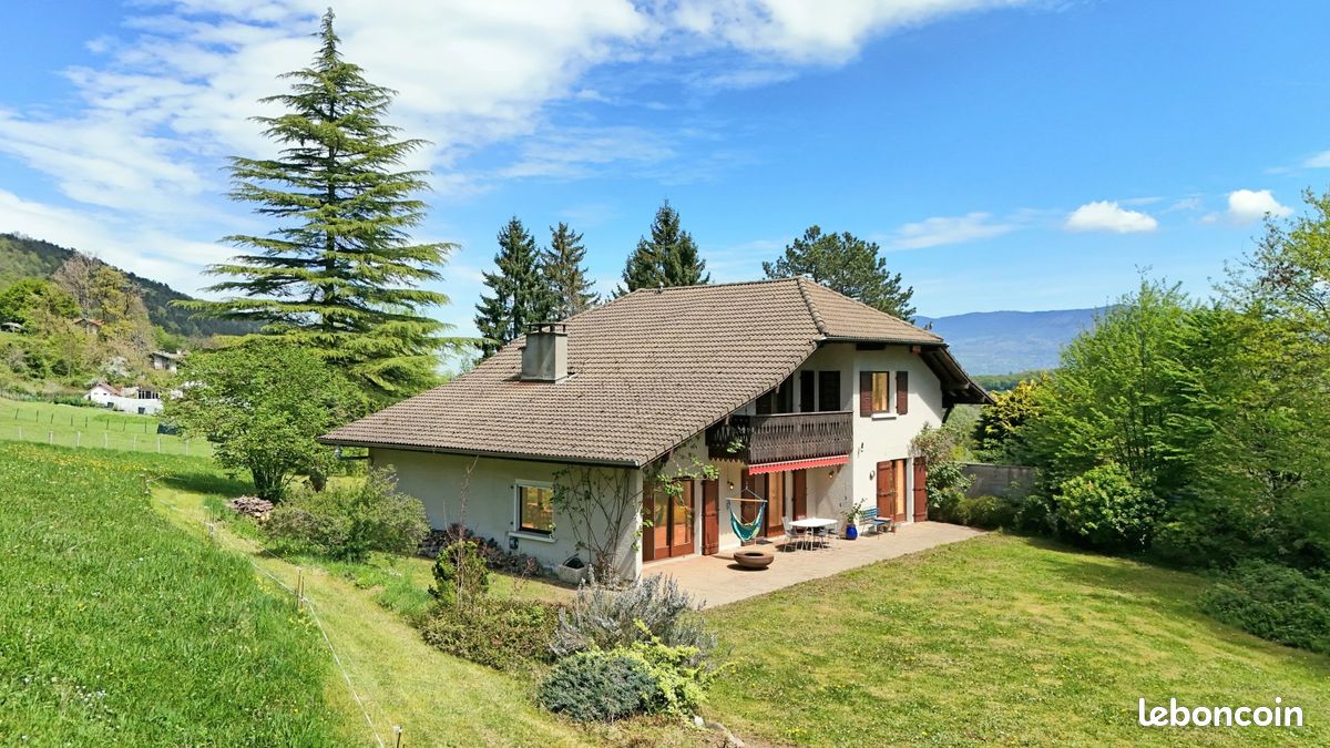 Maison 6 pièces 228 m² · à Monnetier-Mornex · 228 m² · 839 000 €