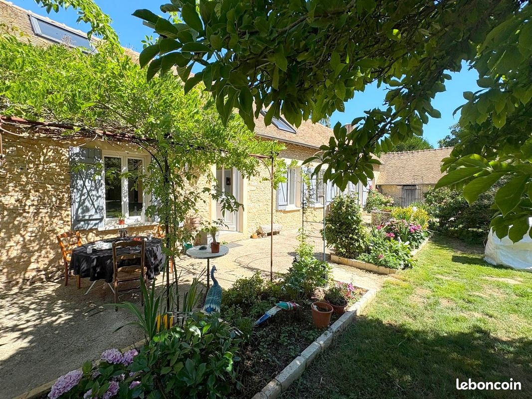 Maison 4 pièces 120 m² · à Houdan · 120 m² · 630 000 €