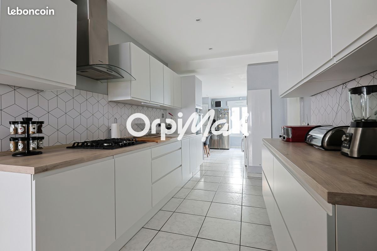 Appartement 4 pièces 85 m² · à Tourcoing · 85 m² · 139 500 €
