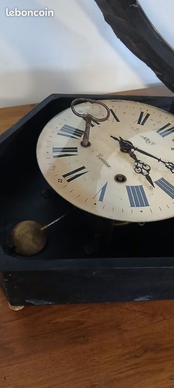 Pendule œil de bœuf - (image 7)