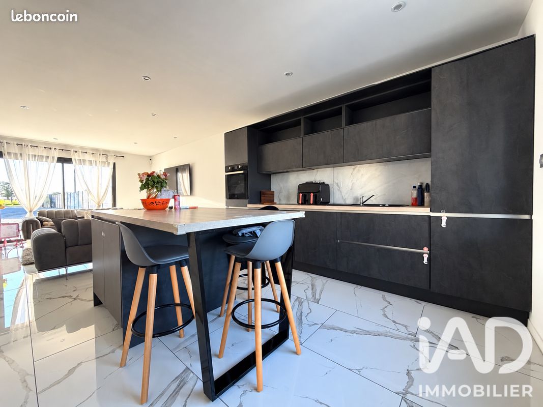 Maison 5 pièces 124 m² · à Allaire · 124 m² · 299 000 €